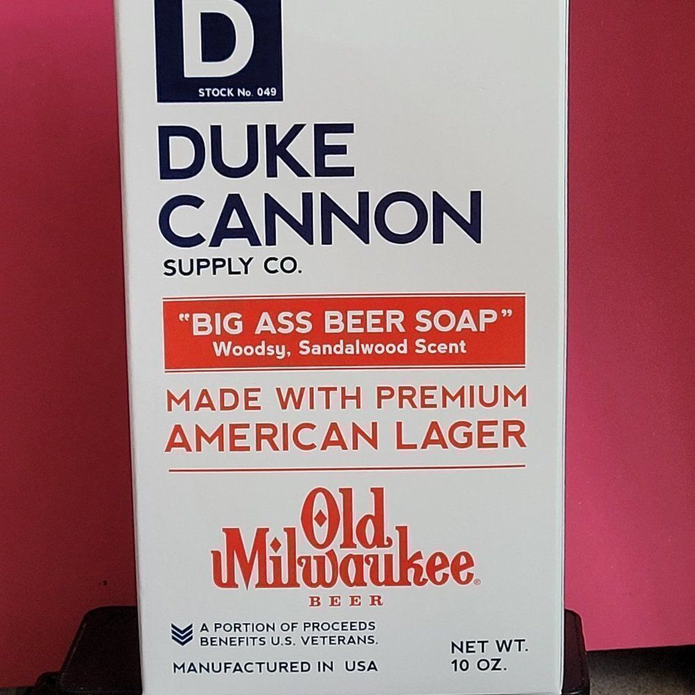 Duke Cannon Big Ass Beer Soap - Made with Old Milwaukee 10 oz Bar